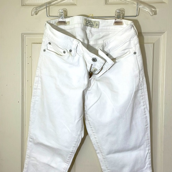Lucky Brand White Jeans Size 8 - Picture 3 of 7